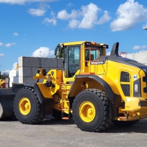 لودر ولوو L120 OH