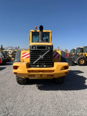 لودر ولوو اچ ال 200